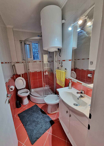 Three-room apartment near the Old Town in Herceg Novi — photo 16